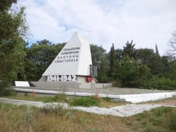 Храм Успения Пресвятой Богородицы  г. Севастополь, Мекензиевы горы (Успенский храм г. Севастополя)