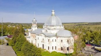Храм Воскресения Христова  с. Ульяново