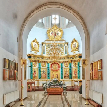 Храм Успения Пресвятой Богородицы  на Могильцах