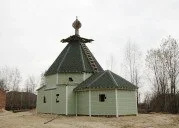Храм Флора и Лавра