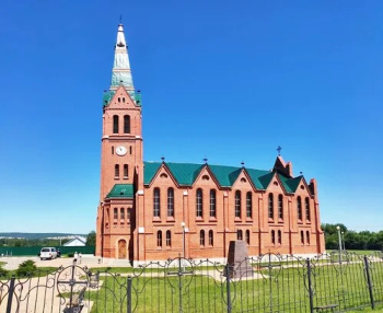 Храм Воскресения Христова  с. Зоркино