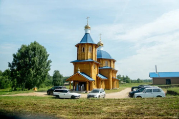 Храм Покрова Пресвятой Богородицы  деревня Чурашур, улица Молодёжная, дом 13 Б