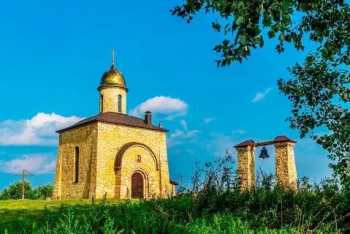 Храм мч. Уара Египетского с. Икское Устье