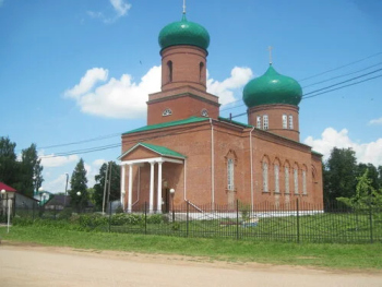 Храм Троицы Живоначальной с. Большая Уча