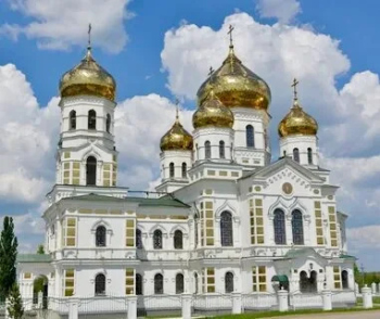 Свято-Троицкий храм