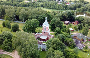 Богородицерождественский храм с. Вихорна