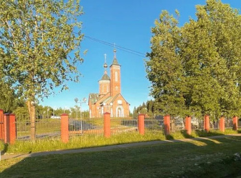 Всехсвятский храм п. Шаховская